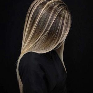 Meet your Posher, Zaina